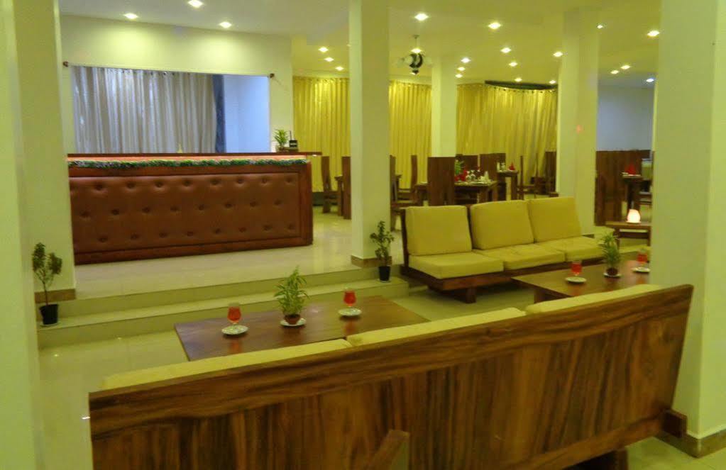 The Queensburry City Hotel Nuwara Eliya Exteriér fotografie